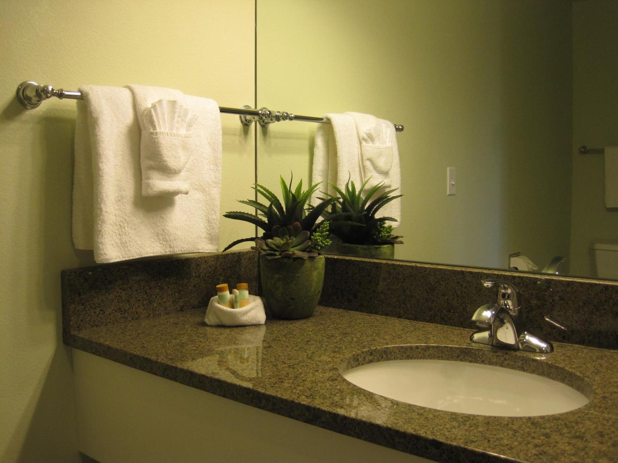 Anacortes Ship Harbor Inn Экстерьер фото