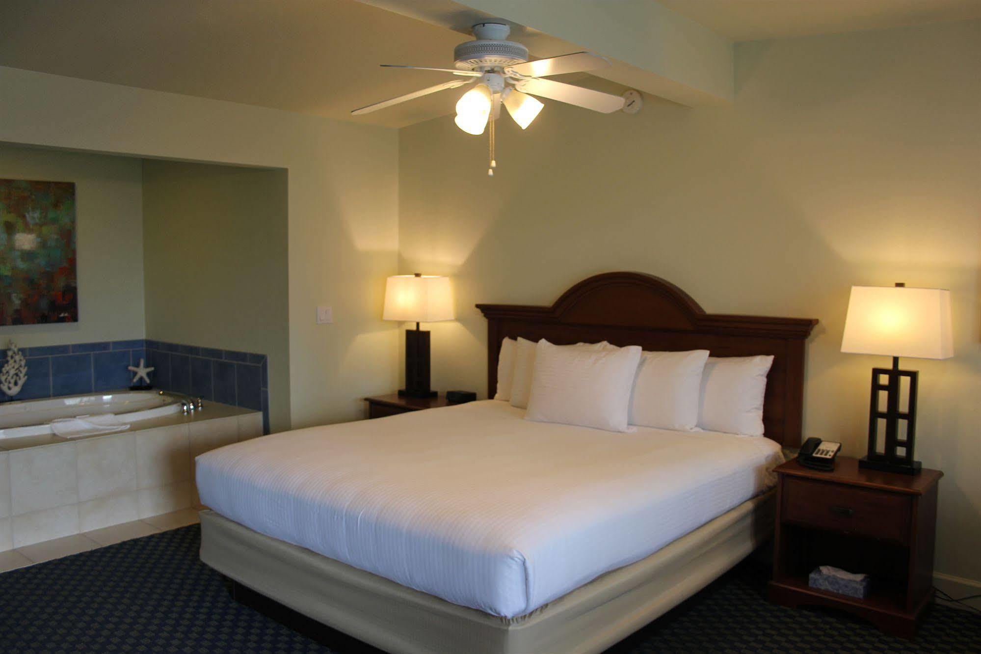 Anacortes Ship Harbor Inn Экстерьер фото